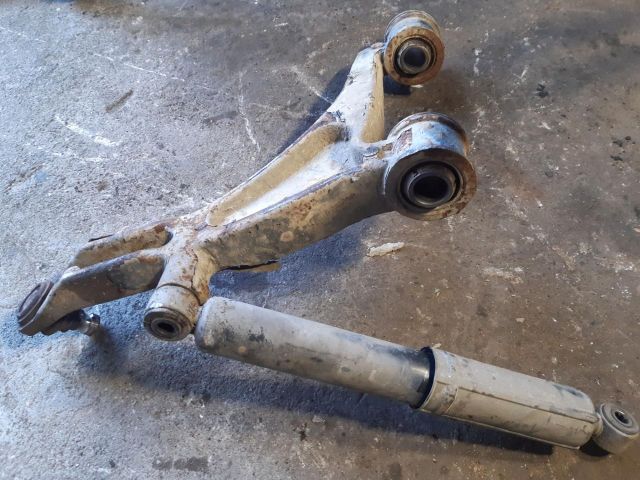 bontott RENAULT MASTER Bal első Lengőkar