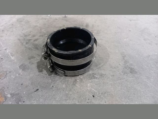 bontott RENAULT MASTER EGR Hűtő Cső