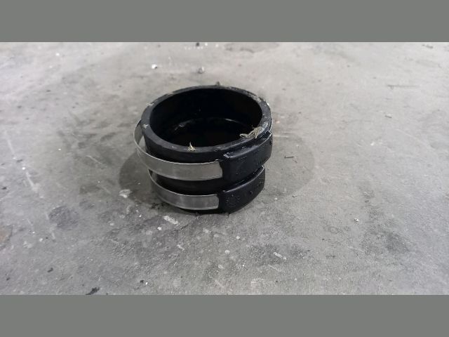 bontott RENAULT MASTER EGR Hűtő Cső