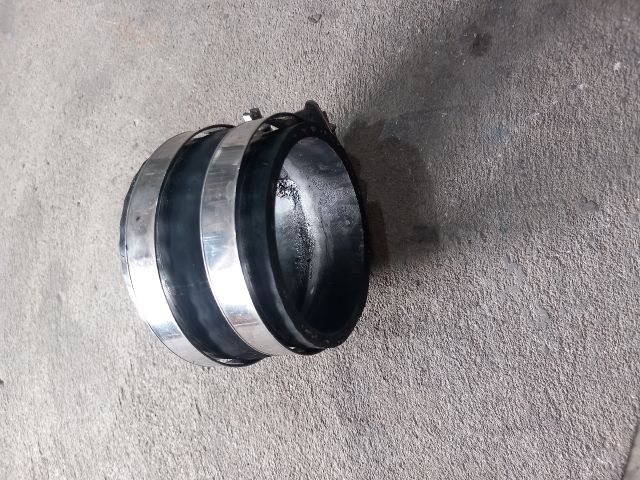 bontott RENAULT MASTER EGR Hűtő Cső