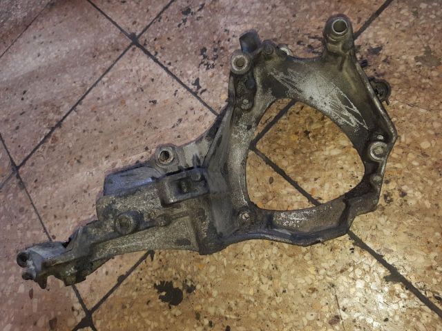 bontott RENAULT MASTER Generátor Tartó Bak