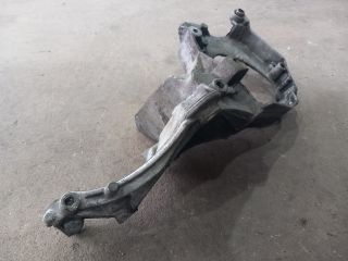 bontott RENAULT MASTER Generátor Tartó Bak