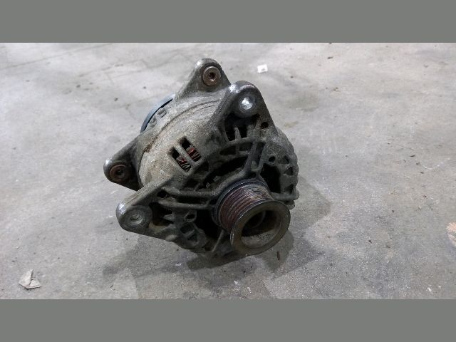 bontott RENAULT MASTER Generátor