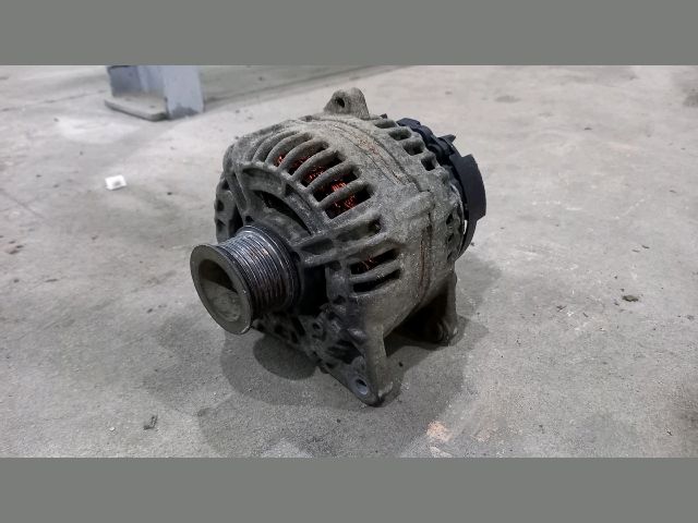 bontott RENAULT MASTER Generátor