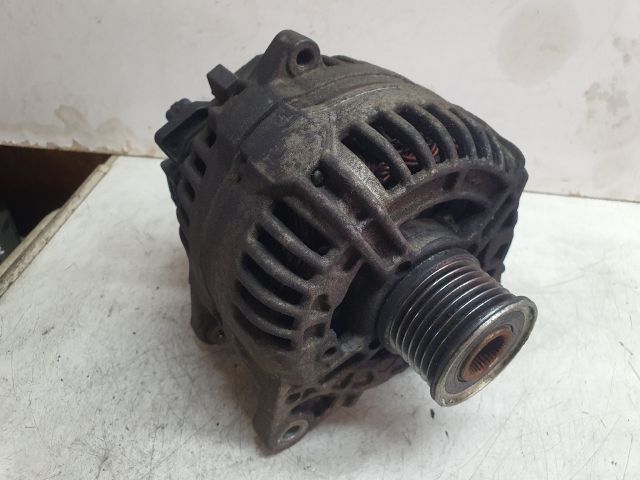 bontott RENAULT MASTER Generátor