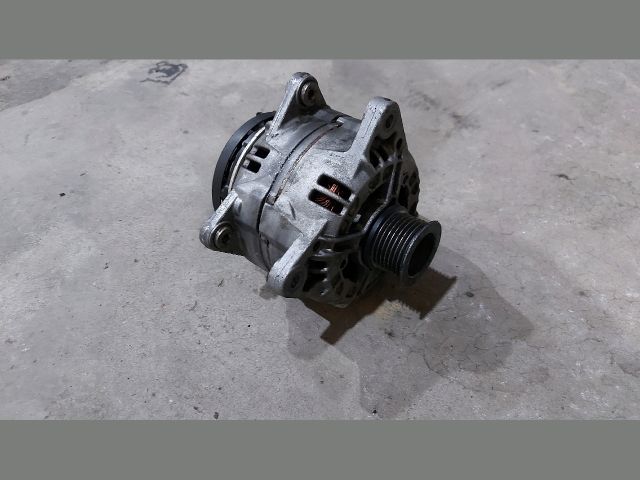 bontott RENAULT MASTER Generátor