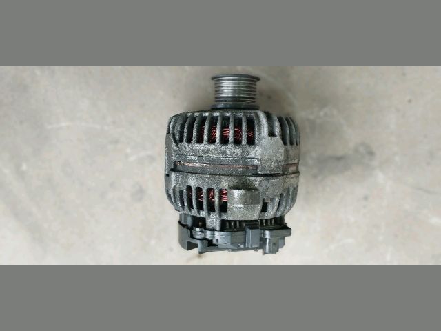 bontott RENAULT MASTER Generátor