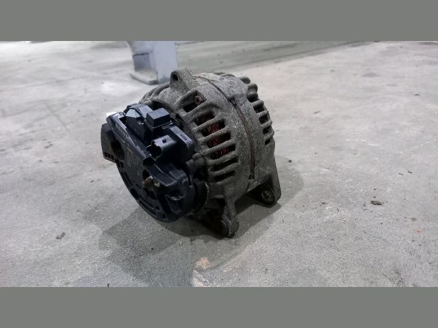 bontott RENAULT MASTER Generátor