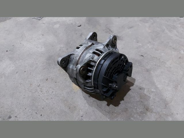 bontott RENAULT MASTER Generátor