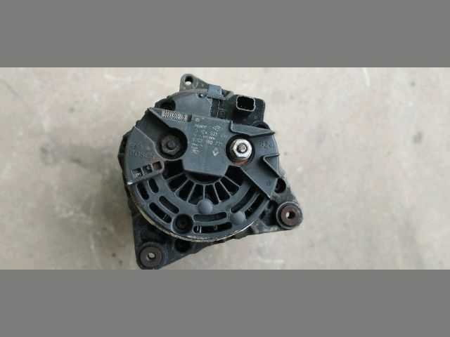 bontott RENAULT MASTER Generátor