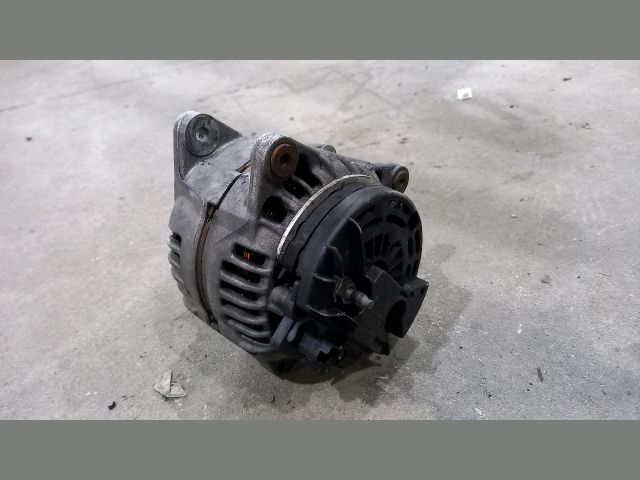 bontott RENAULT MASTER Generátor