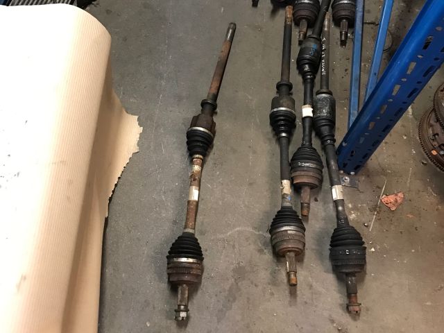 bontott RENAULT MASTER Jobb Féltengely