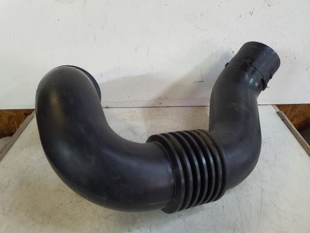 bontott RENAULT MASTER Légbeömlő Cső