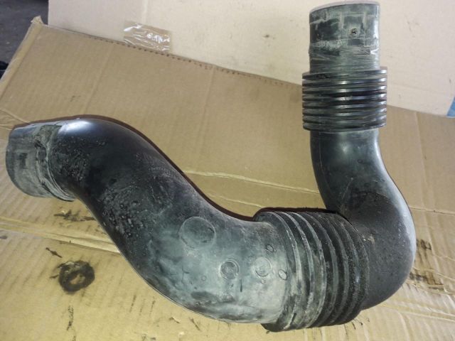 bontott RENAULT MASTER Légbeömlő Cső