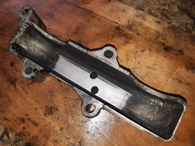 bontott RENAULT MASTER Motor Tartó Bak (Pozíciófüggetlen)