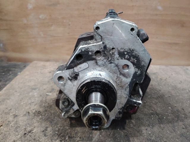 bontott RENAULT MASTER Nagynyomású Szivattyú