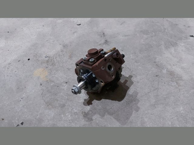 bontott RENAULT MASTER Nagynyomású Szivattyú