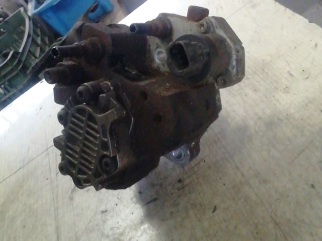 bontott RENAULT MASTER Nagynyomású Szivattyú