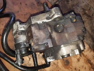 bontott RENAULT MASTER Nagynyomású Szivattyú