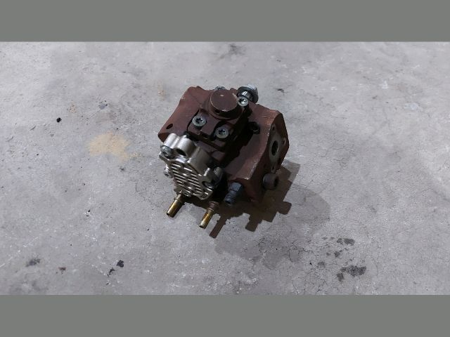 bontott RENAULT MASTER Nagynyomású Szivattyú