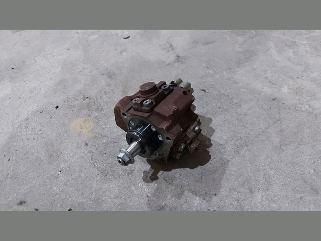 bontott RENAULT MASTER Nagynyomású Szivattyú