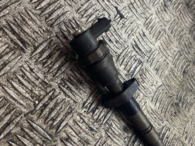 bontott RENAULT MASTER Porlasztó (1 db)