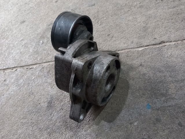 bontott RENAULT MASTER Szíjfeszítő Görgő