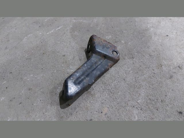 bontott RENAULT MASTER Turbó Kitámasztó Bak