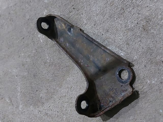 bontott RENAULT MASTER Turbó Kitámasztó Bak