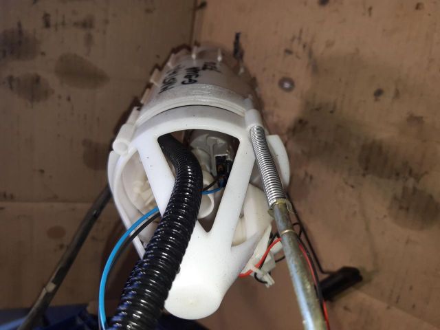 bontott RENAULT MASTER Üzemanyagszint Jeladó