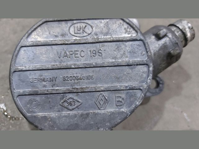 bontott RENAULT MASTER Vákumpumpa