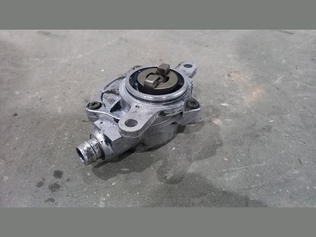 bontott RENAULT MASTER Vákumpumpa