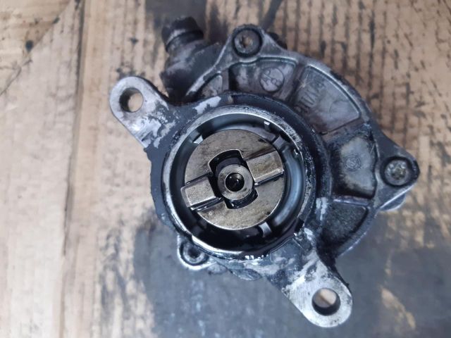 bontott RENAULT MASTER Vákumpumpa