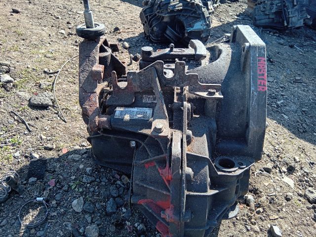 bontott RENAULT MASTER Váltó (Mechanikus)