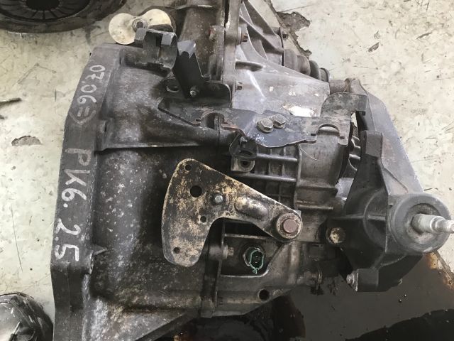 bontott RENAULT MASTER Váltó (Mechanikus)