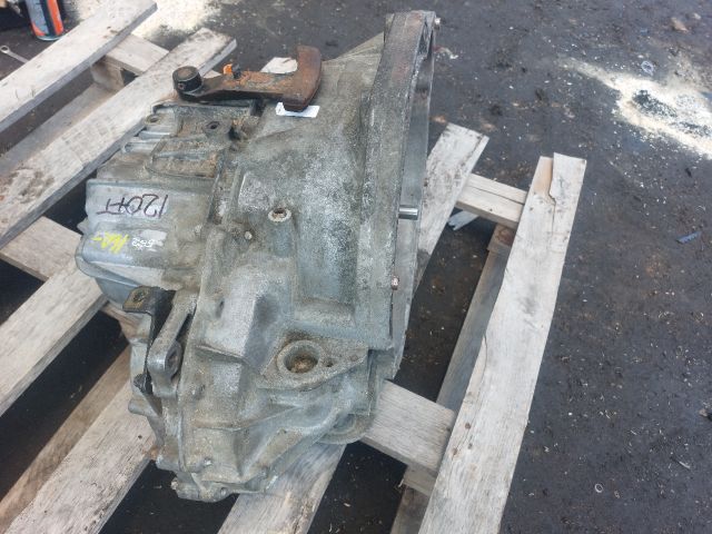 bontott RENAULT MASTER Váltó (Mechanikus)