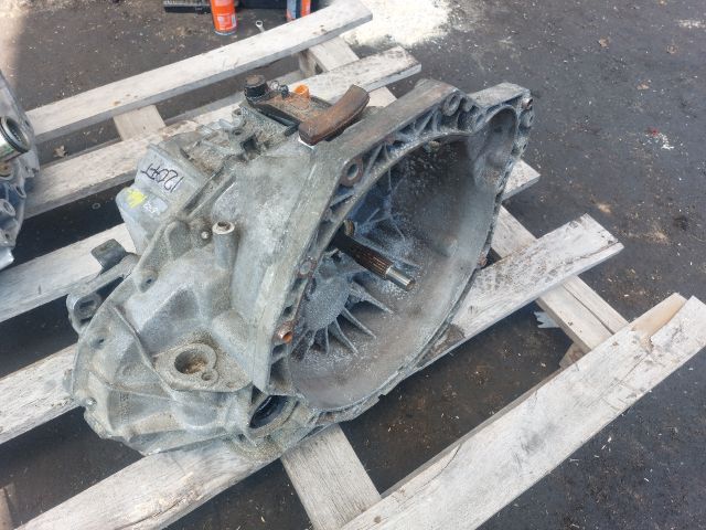 bontott RENAULT MASTER Váltó (Mechanikus)