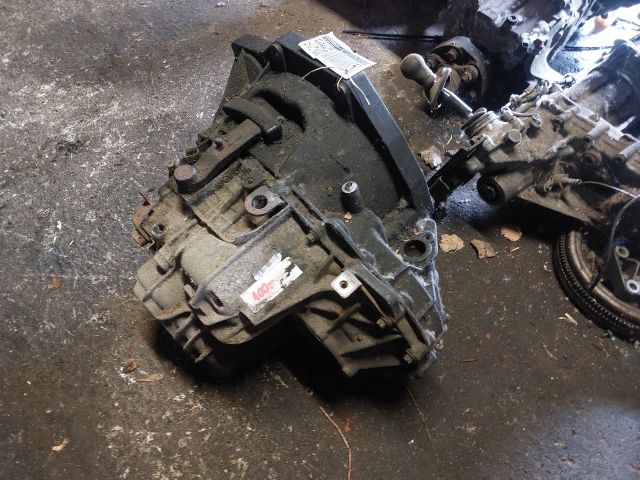 bontott RENAULT MASTER Váltó (Mechanikus)