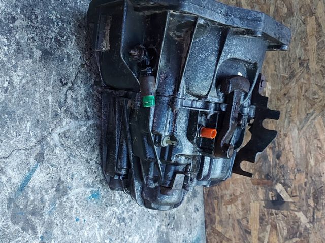 bontott RENAULT MASTER Váltó (Mechanikus)