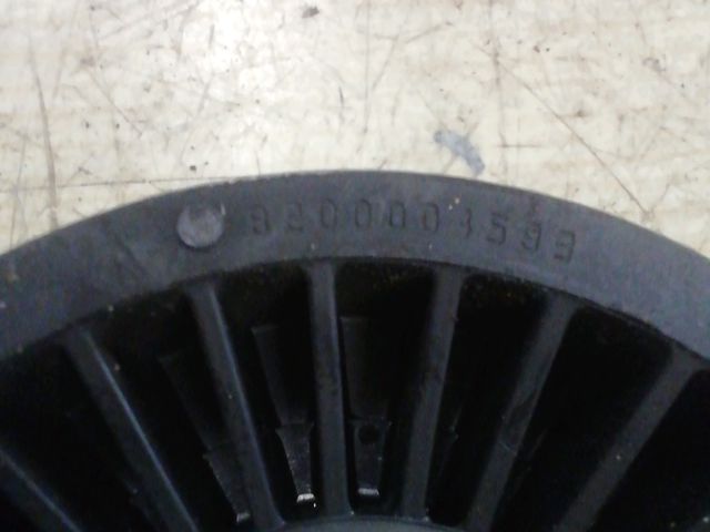 bontott RENAULT MASTER Vezetőgörgő