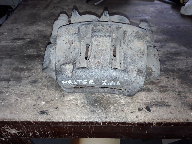 bontott RENAULT MASTER Jobb első Féknyereg Munkahengerrel