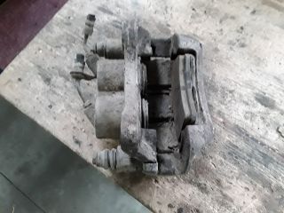 bontott RENAULT MASTER Jobb első Féknyereg Munkahengerrel