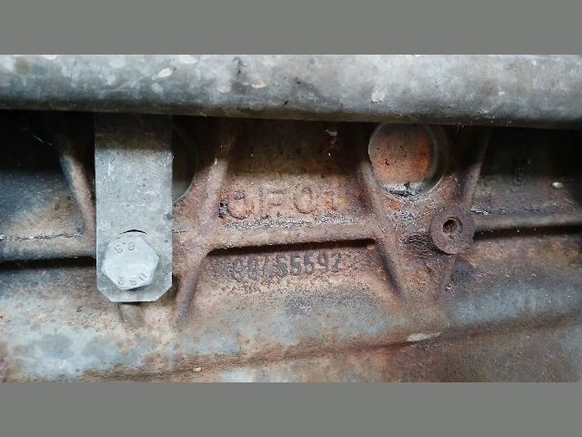 bontott RENAULT MASTER Motor (Fűzött blokk hengerfejjel)