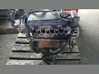 bontott RENAULT MASTER Motor (Fűzött blokk hengerfejjel)