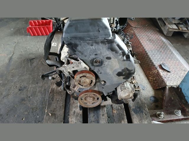 bontott RENAULT MASTER Motor (Fűzött blokk hengerfejjel)