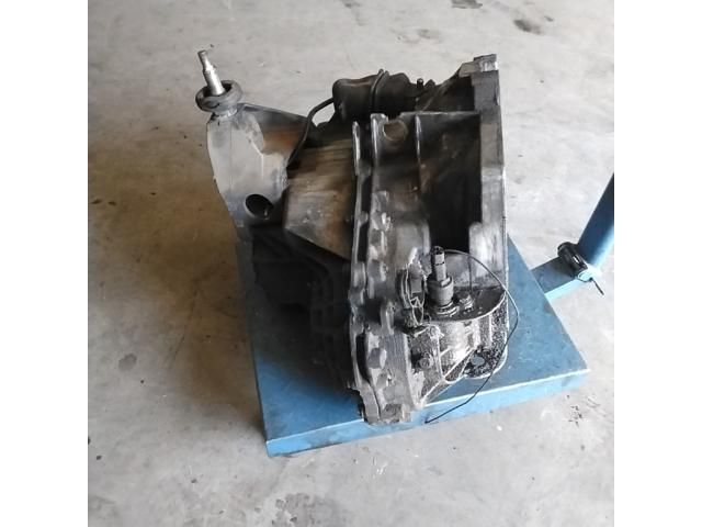 bontott RENAULT MASTER Váltó (Mechanikus)