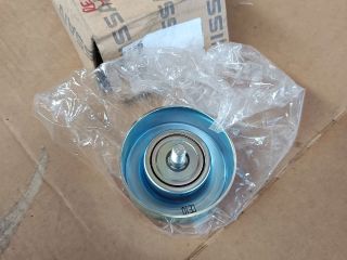 bontott RENAULT MASTER Szíjfeszítő Görgő