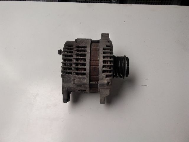 bontott RENAULT MASTER Generátor