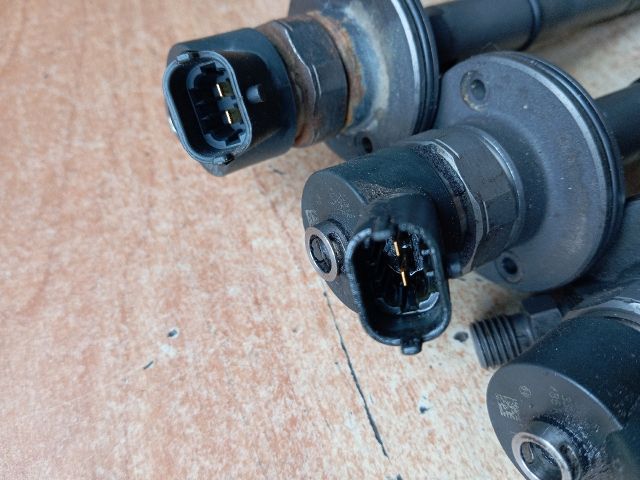 bontott RENAULT MASTER Porlasztó (1 db)