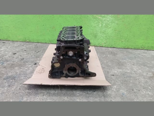 bontott RENAULT MASTER Motorblokk (Fűzött)
